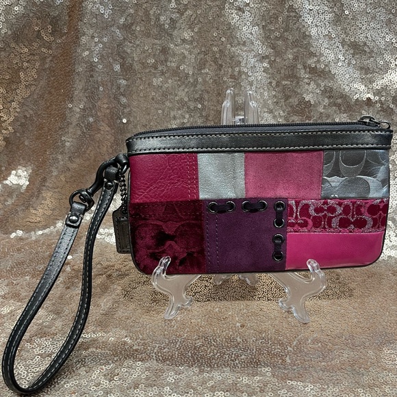 Coach EUC Patchwork Mini Purse / Wristlet - Picture 3 of 10